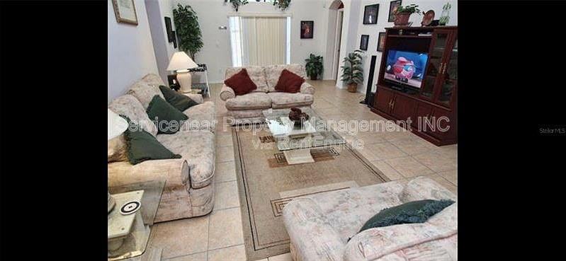 2506 Oneida Loop - Photo 3 of 41