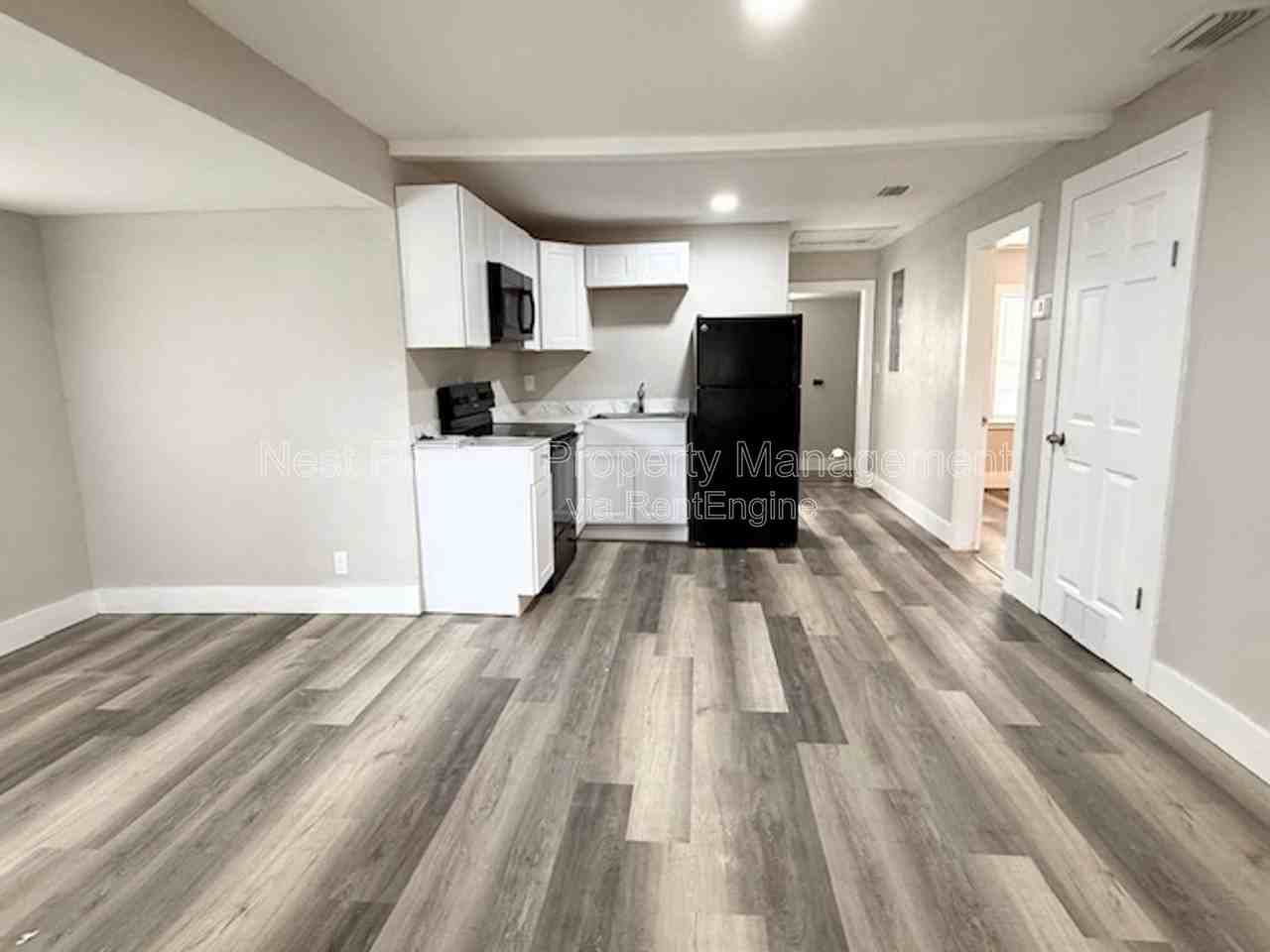 222 9th St S - Photo 5 of 22