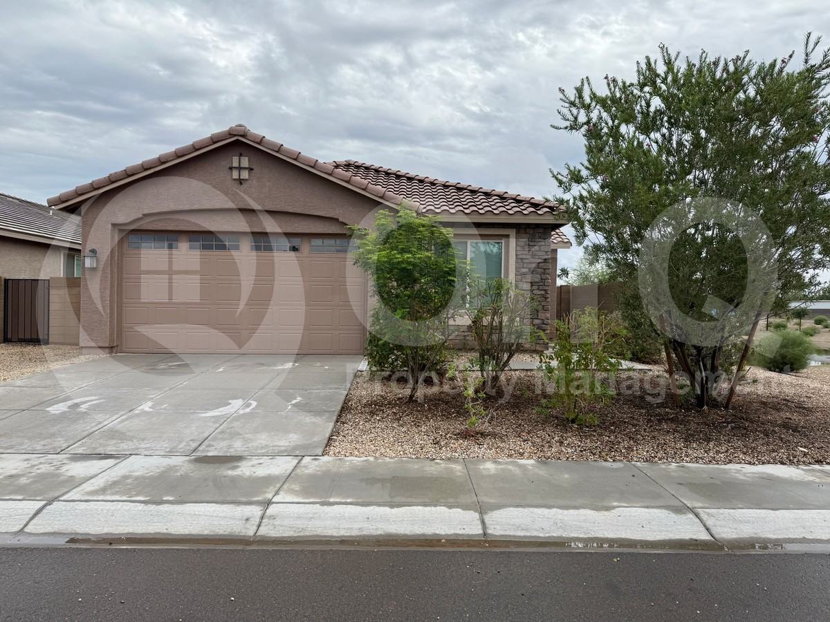 3819 South 65th Drive