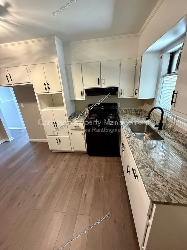 4301 Ayers Rd #4303 - Photo 7 of 12