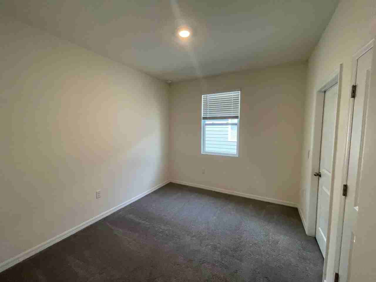13808 Nw 9th Rd - Photo 5 of 17