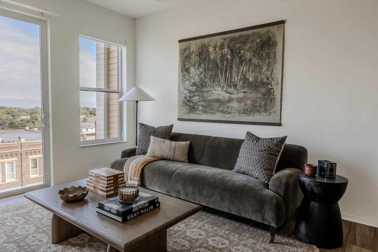 The Scoot Grandeur Apartments - Photo 5 of 50