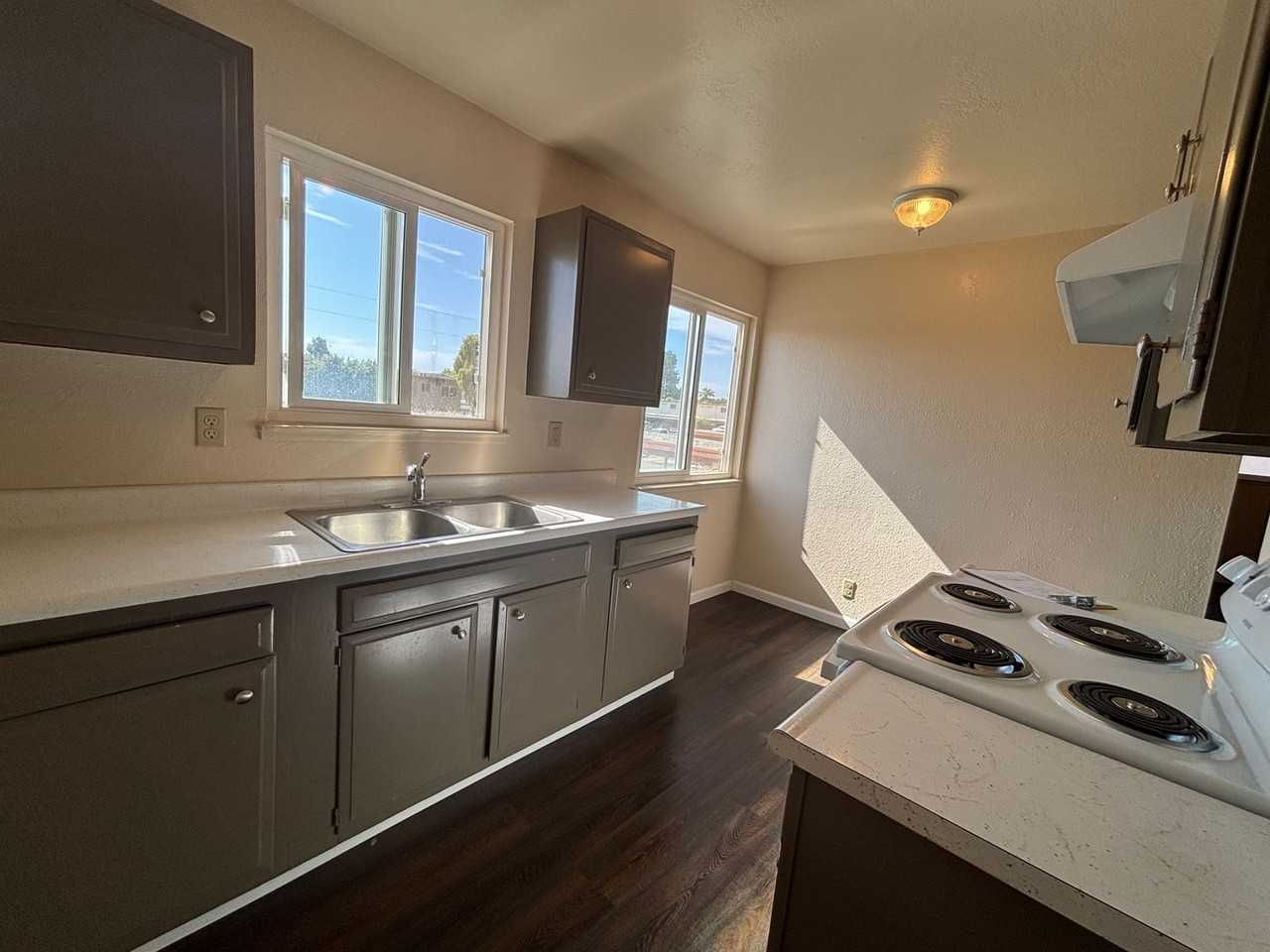 Park Place Apartments - Photo 2 of 16