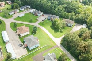 featured image of 402 Kittery Ridge Dr