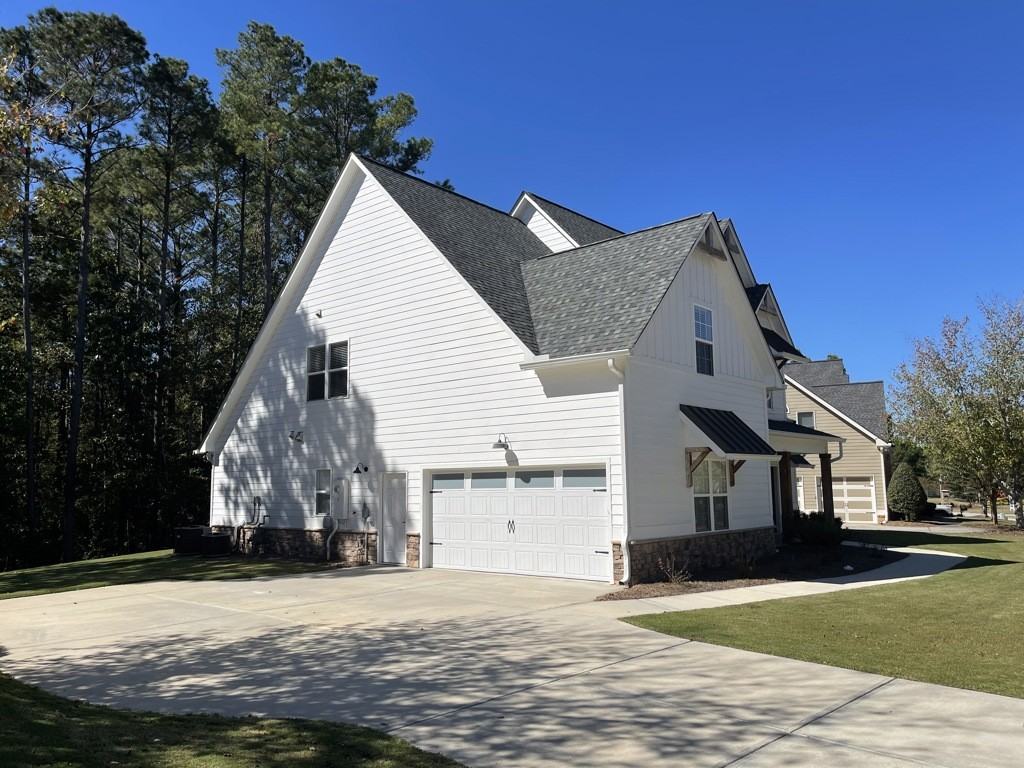 72 Hanover Dr - Photo 2 of 22