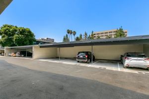 featured image of 285 N Oakland Ave