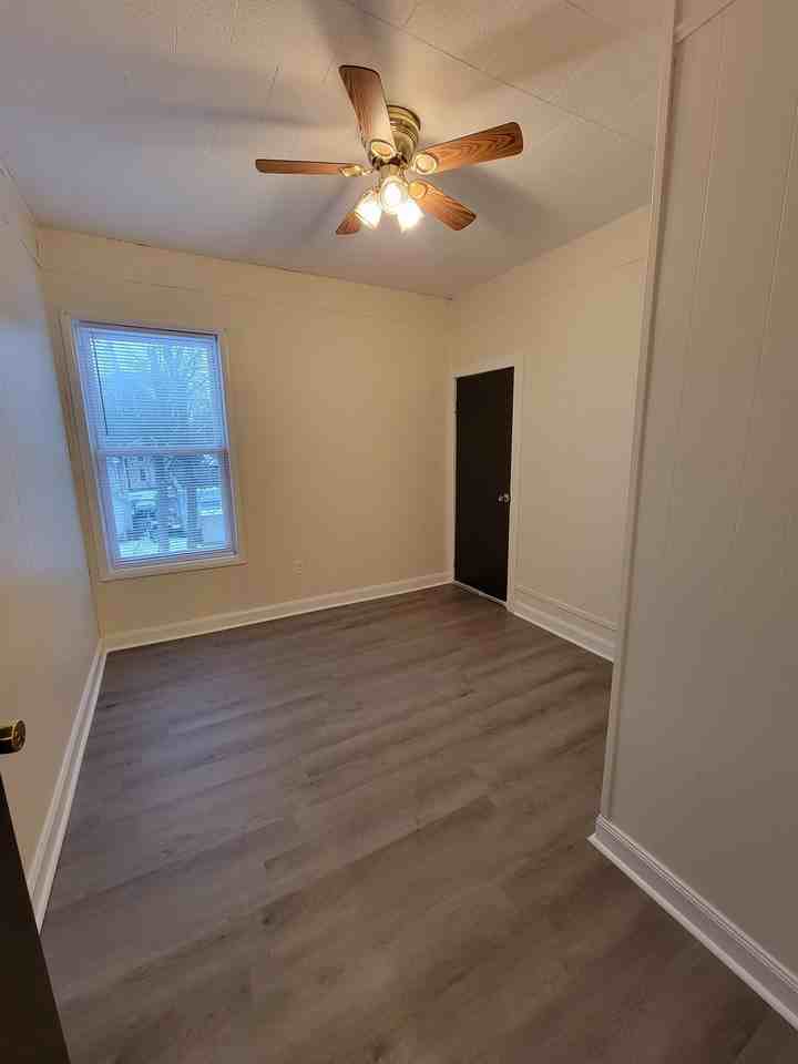 2 Mundt Ave #C - Photo 3 of 9