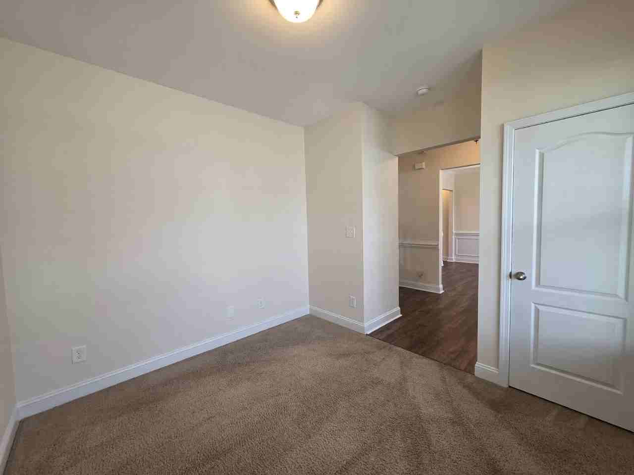 173 Weston Woods St - Photo 4 of 30