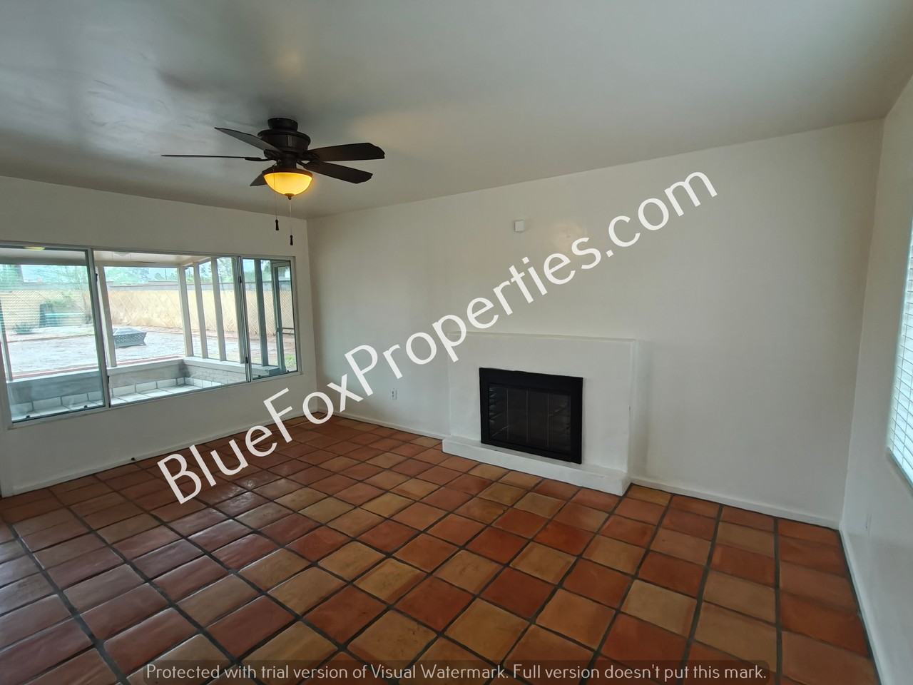 2340 N Hampton St - Photo 3 of 24