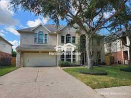 featured image of 716 Almond Pointe