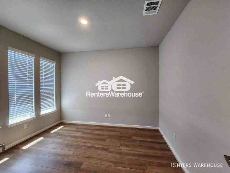 19014 Whitehaven Bend Ln - Photo 3 of 19