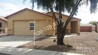 6070 N April Dr - Photo 1 of 1