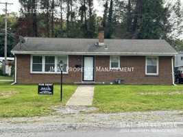 featured image of 3202 Fleetwood Ave