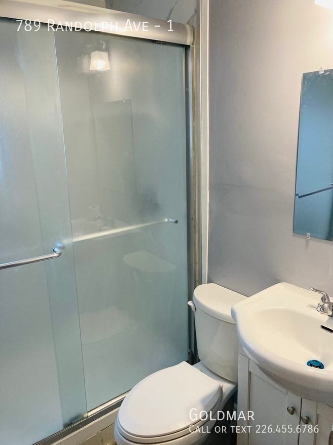 789 Randolph Ave #1 - Photo 5 of 10