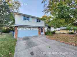 featured image of 6376 Woodbury Dr