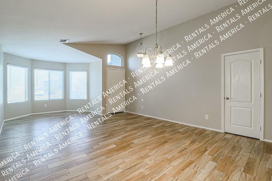 9833 W Melinda Ln - Photo 3 of 27