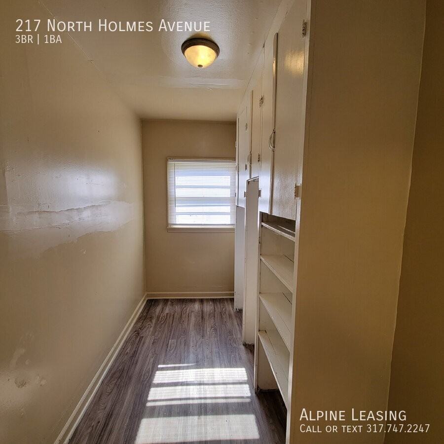 217 North Holmes Avenue - Photo 6 of 8