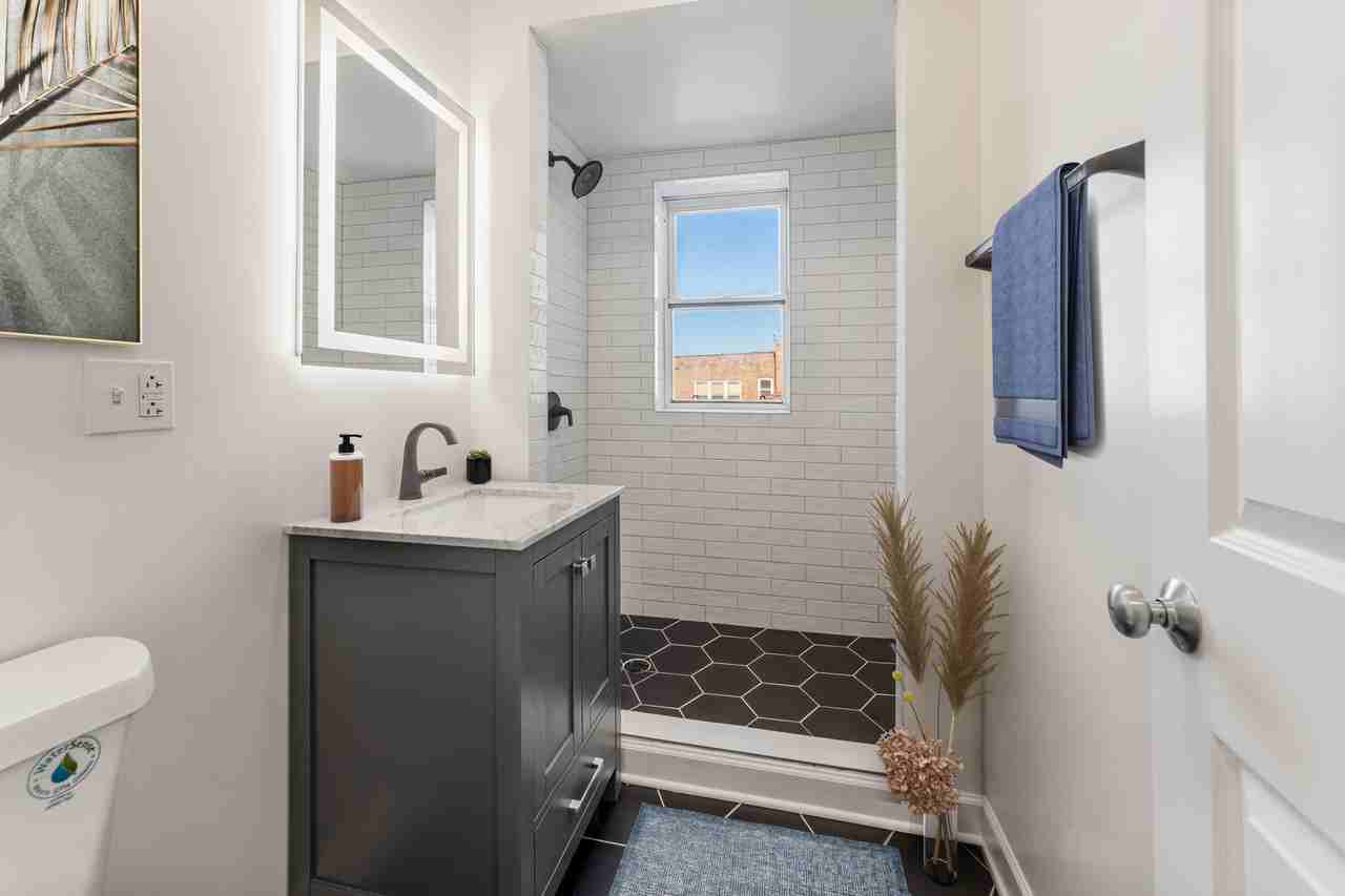 5414 North Campbell Avenue #1 - Photo 7 of 10