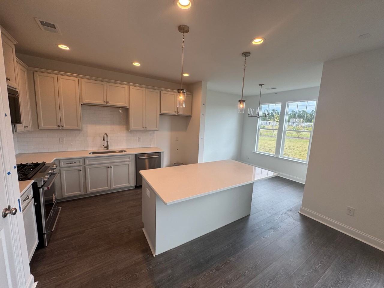102 Hawthorne Landing Dr - Photo 6 of 21