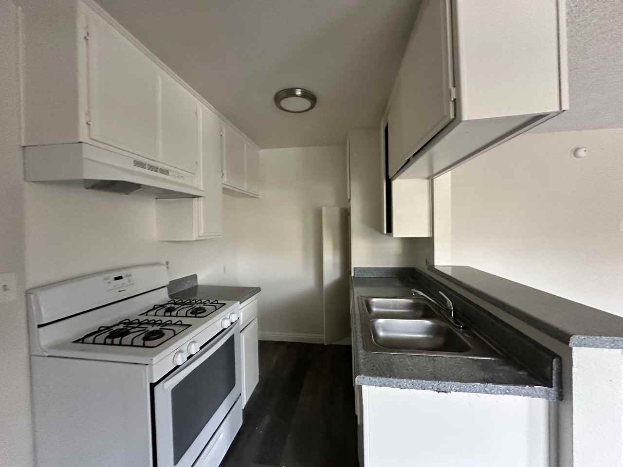 Lassen Carriage House LLC - Photo 3 of 12