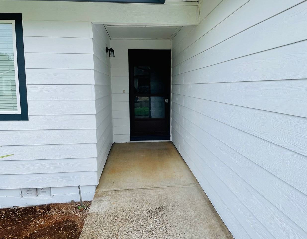 5522 Beechwood Ct S - Photo 2 of 21