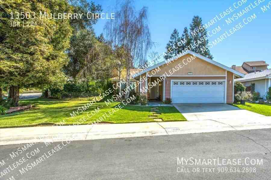 13503 Mulberry Cir - Photo 2 of 27
