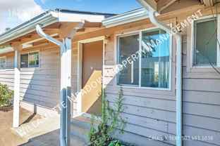 162 25th St Ne - Photo 1 of 1