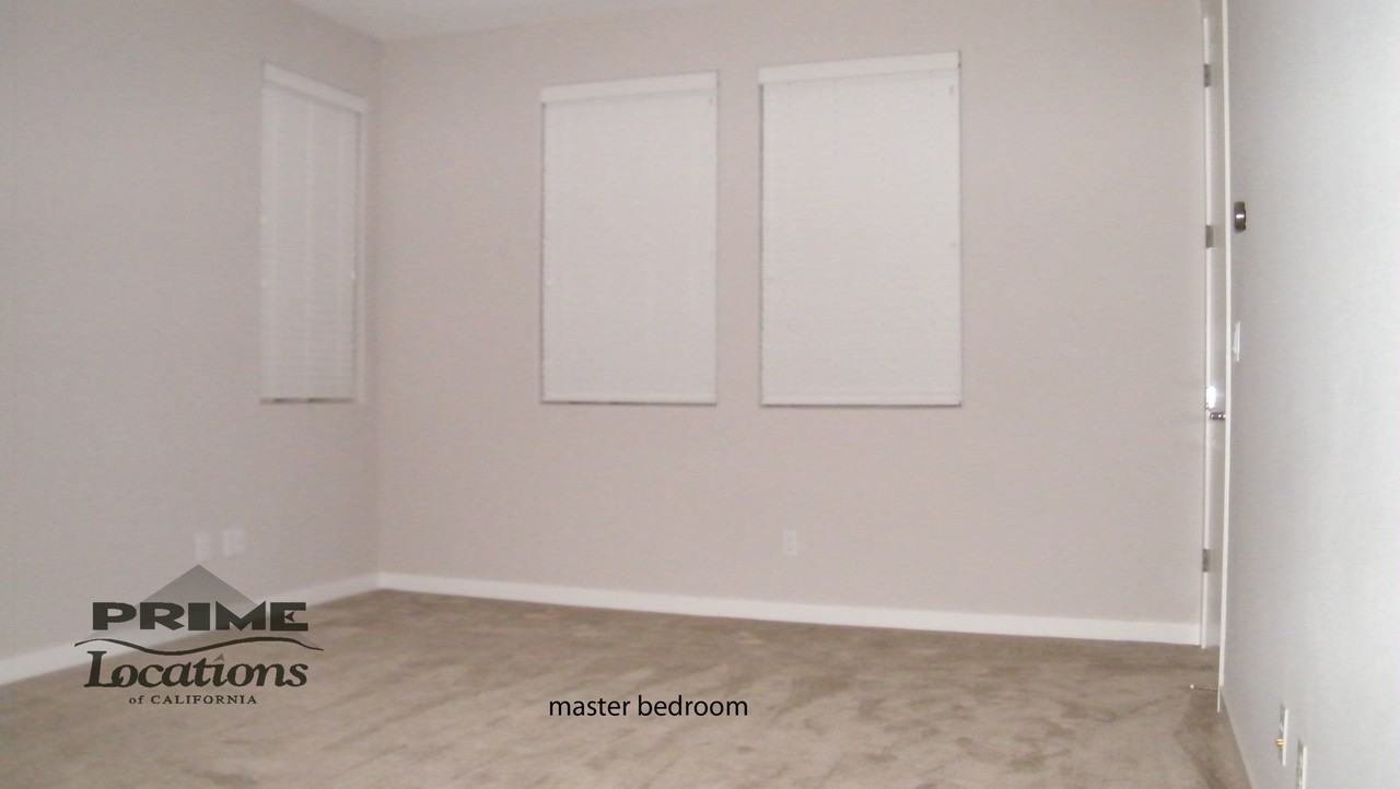 4844 Holden Dr - Photo 7 of 11