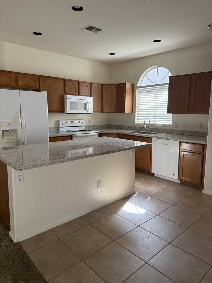 4192 S Soboba St - Photo 3 of 23