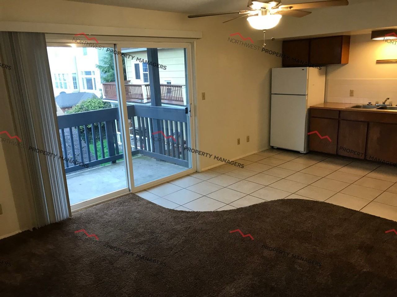 r281j Cedar Crest Apartments - Photo 3 of 8