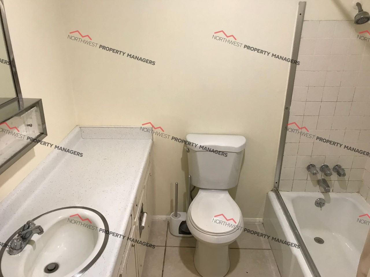 r281j Cedar Crest Apartments - Photo 7 of 8