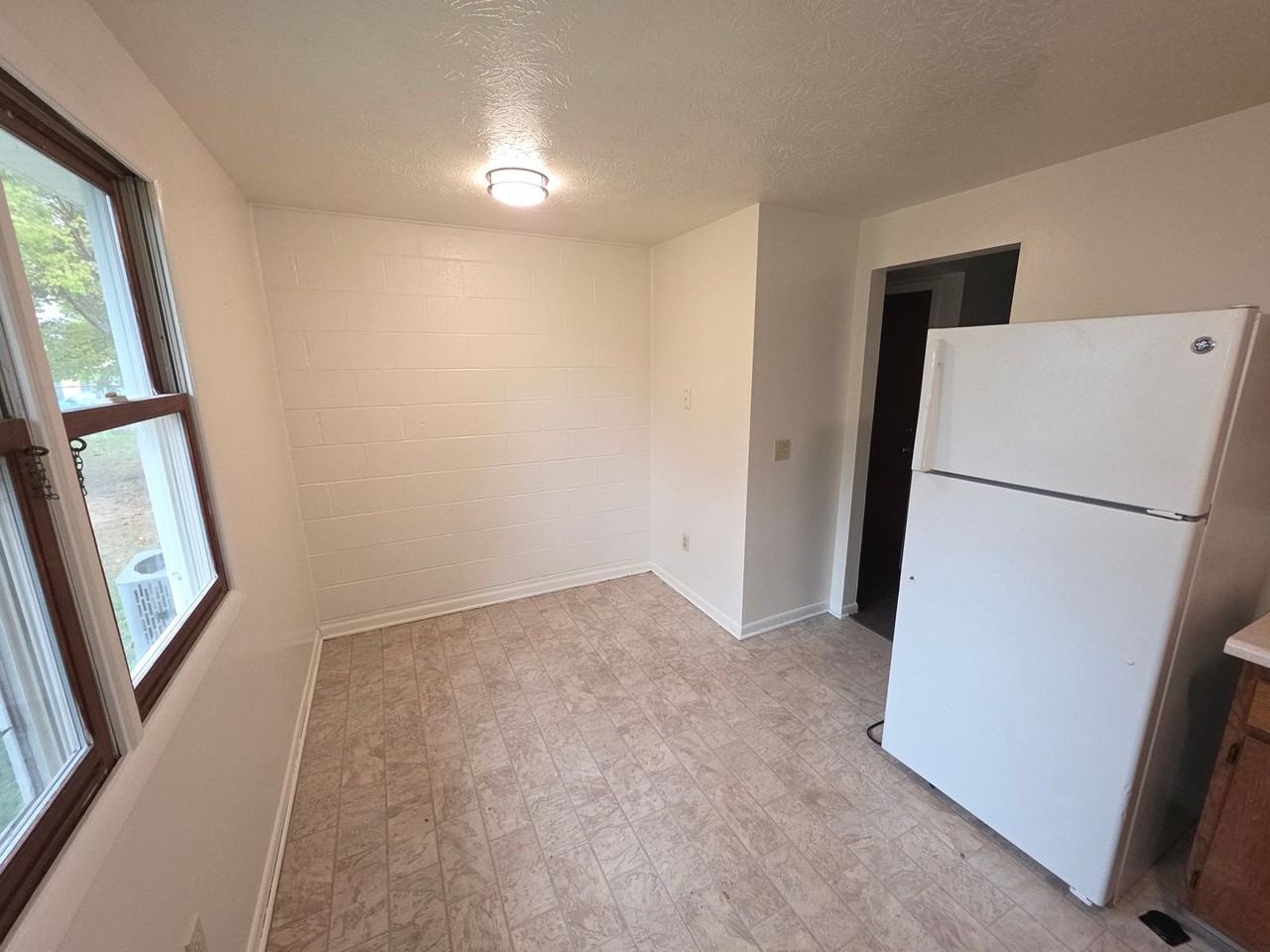 165 Atkinson St #4 - Photo 3 of 8