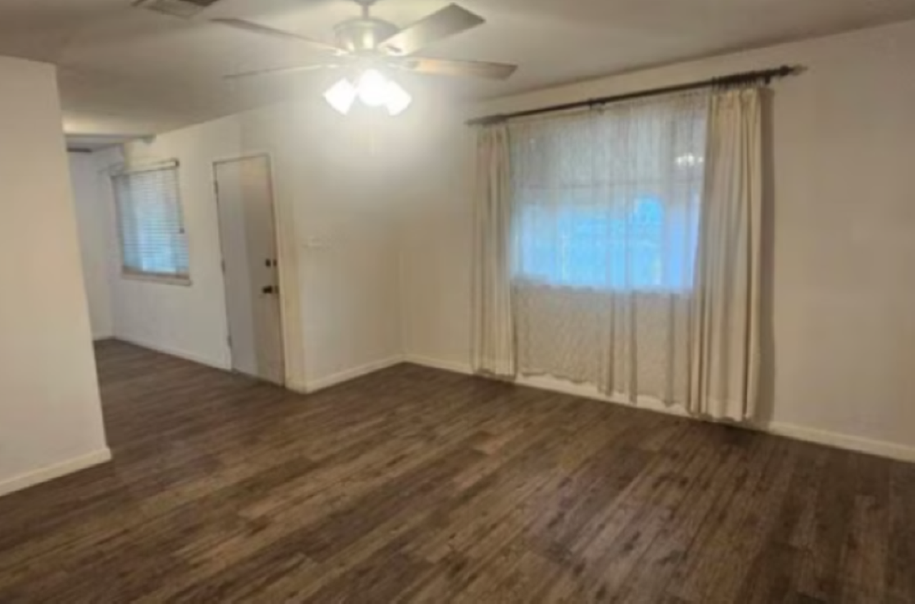 2221 East Donner Avenue - Photo 2 of 7