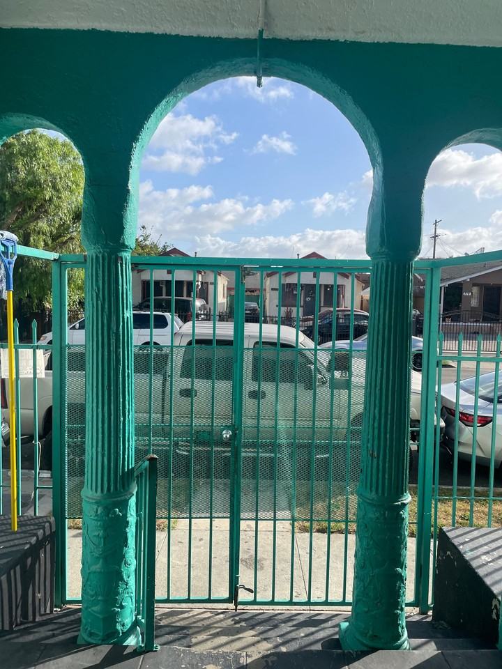 707 W 74th St. - Photo 2 of 23