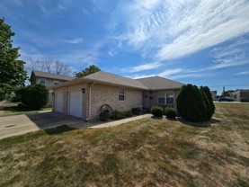 1005 / 1007 Prairie Avenue, Mattoon - Photo 1 of 1
