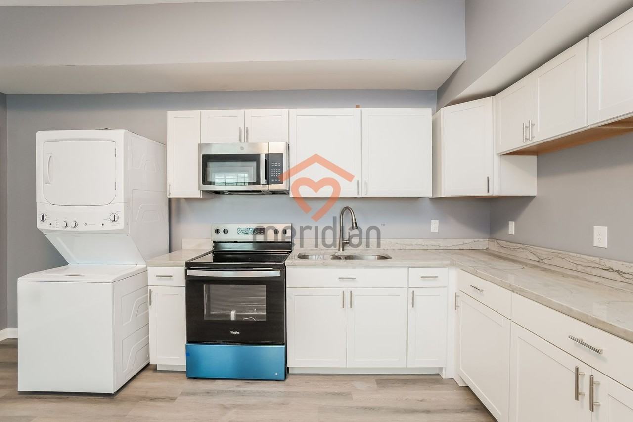 61 Hanover St - Photo 6 of 23