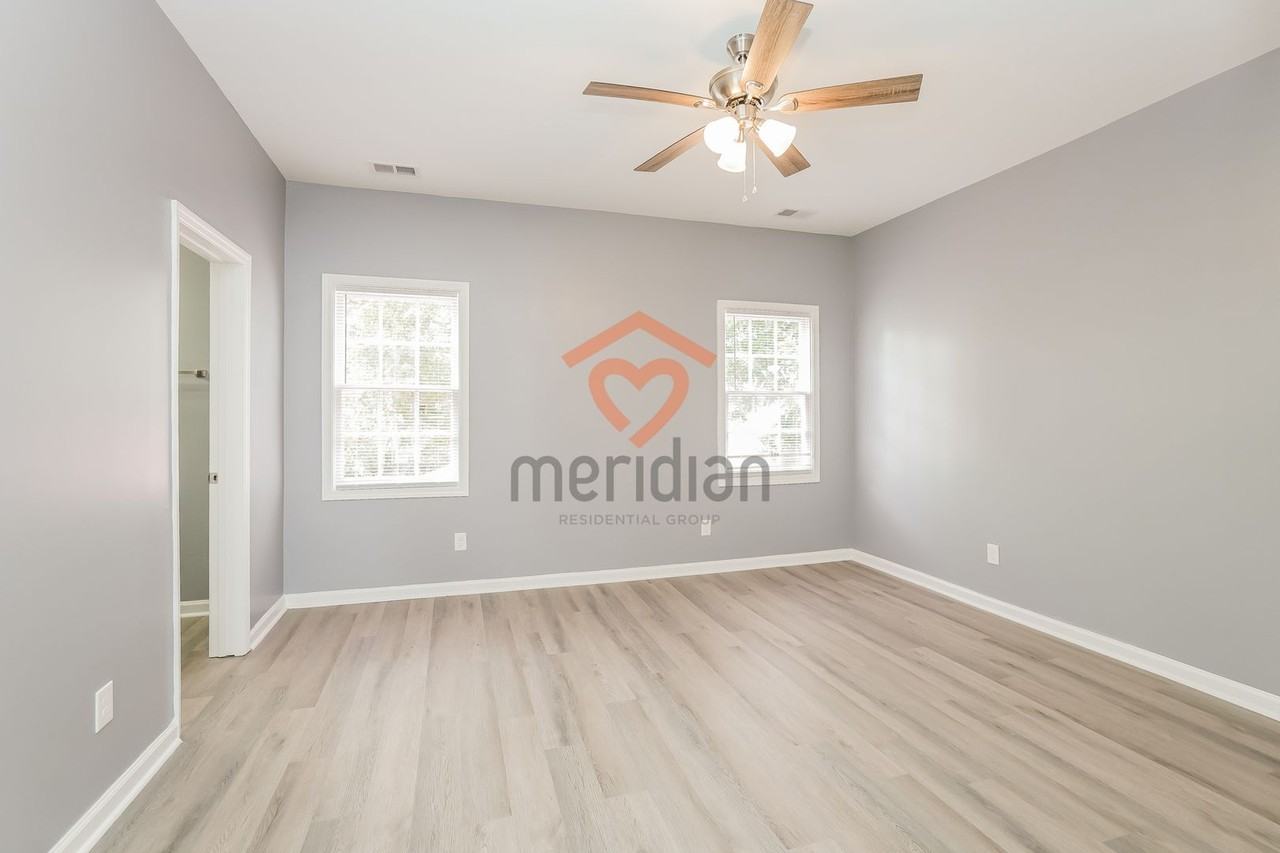 61 Hanover St - Photo 7 of 23