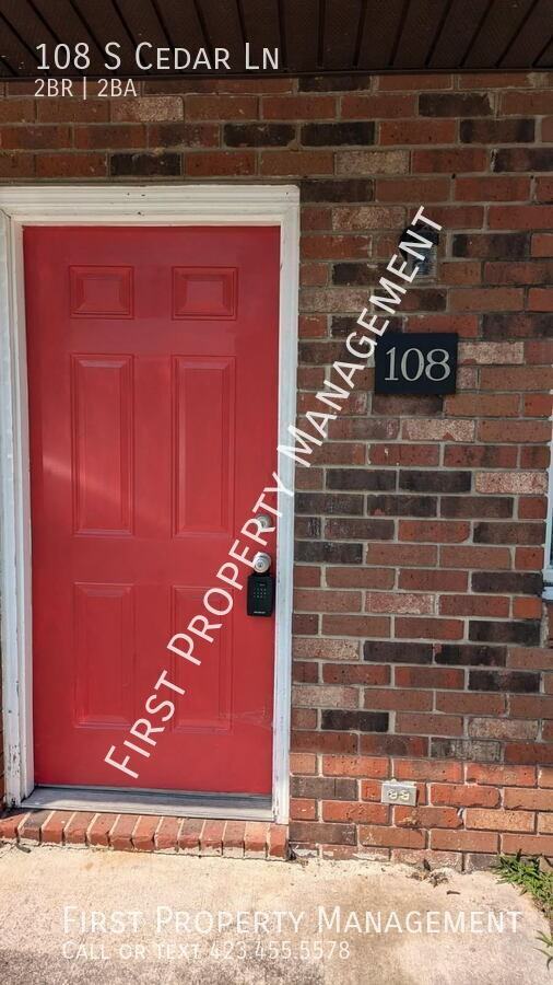 108 S Cedar Ln - Photo 2 of 17