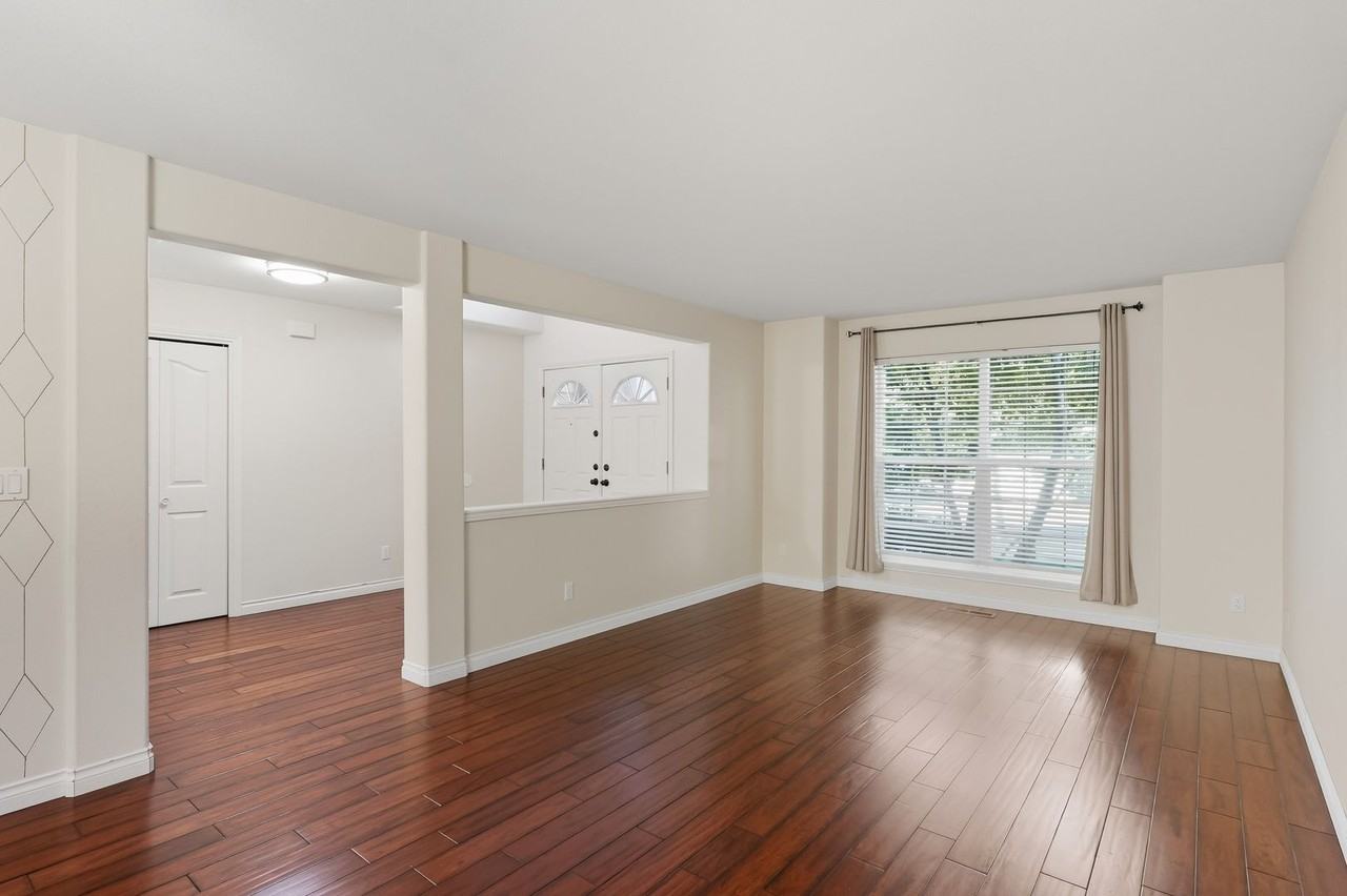 3725 Nw Banff Dr - Photo 3 of 21