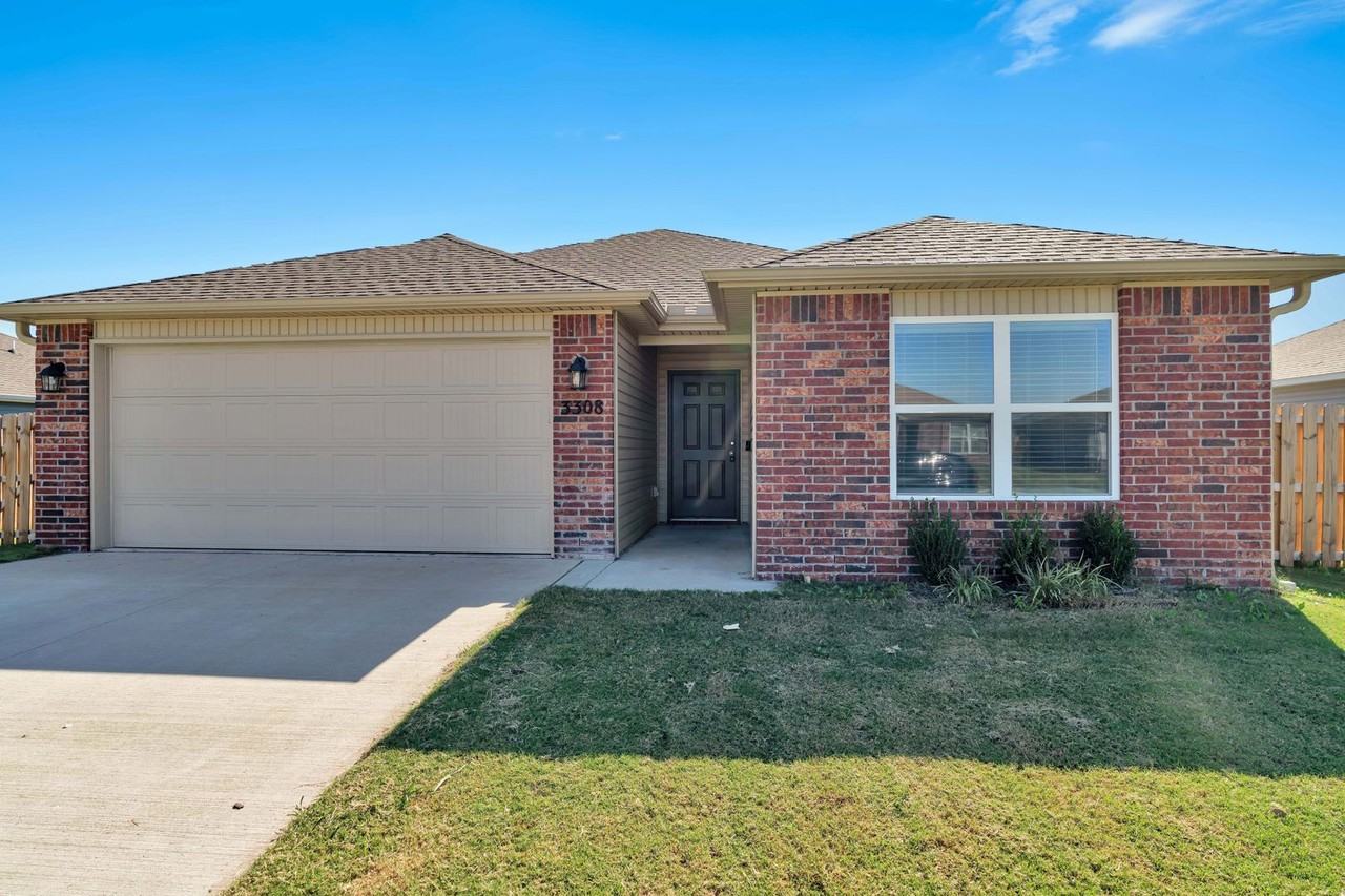 3308 E Ricky Dr - Photo 2 of 21