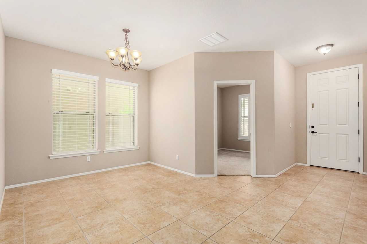 3540 E Mesquite St - Photo 4 of 44