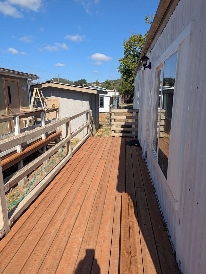 1118 N Old Pacific Hwy - Photo 4 of 13
