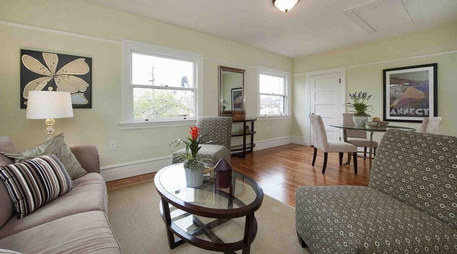 1842 63rd St - Photo 3 of 12