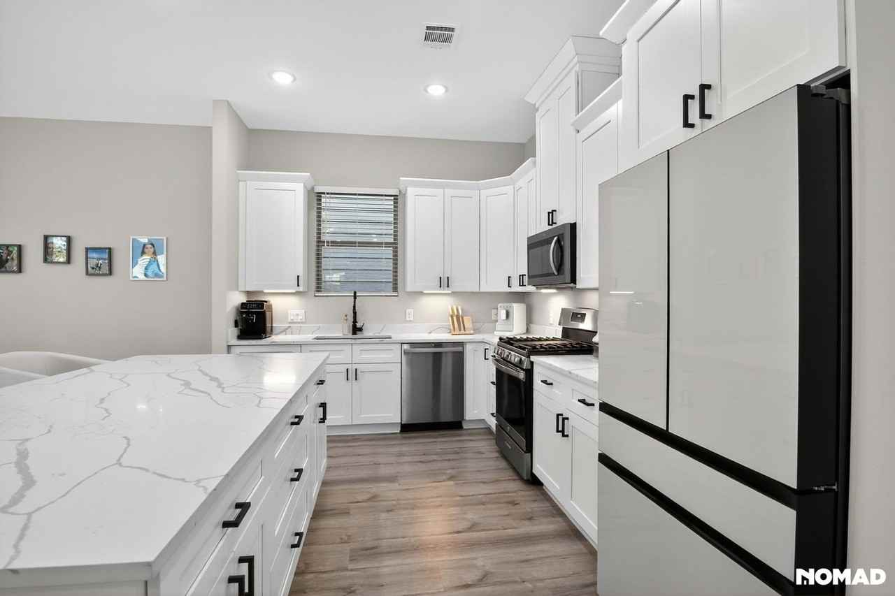 15026 Wunderlust Ln - Photo 6 of 20