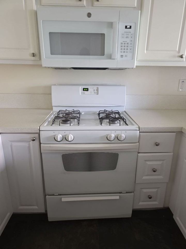 1025 North Tippecanoe Avenue #115 - Photo 6 of 19