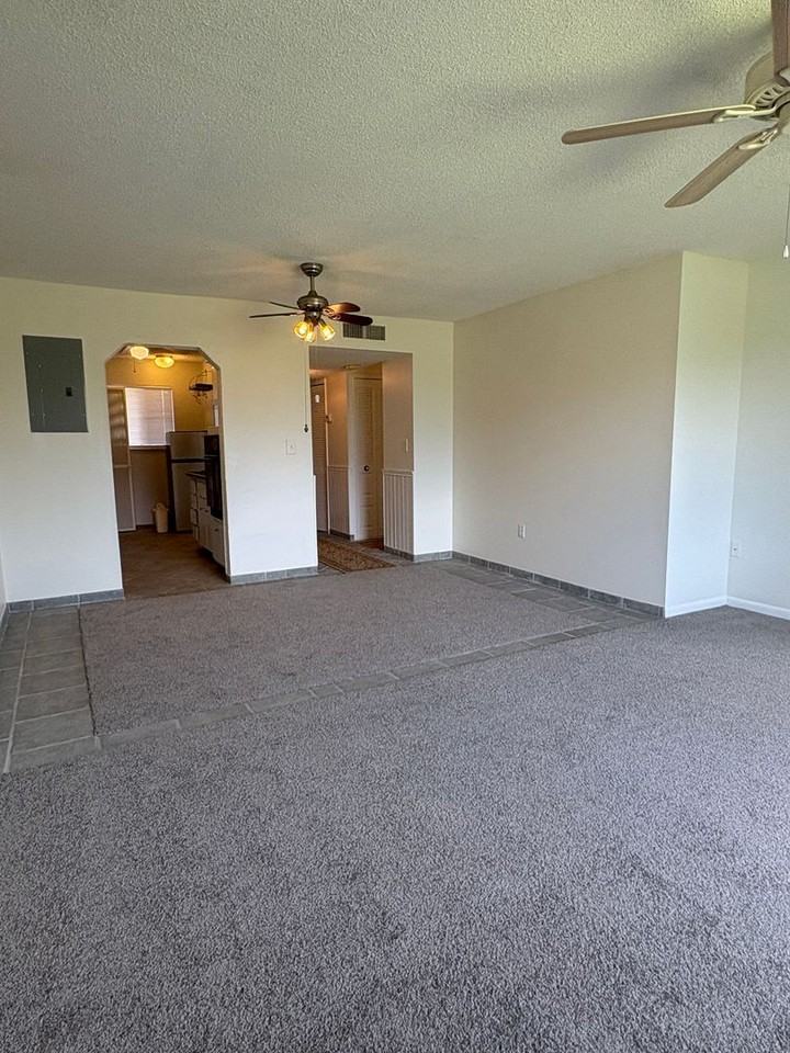 5463 Southeast Miles Grant Road #B205 - Photo 6 of 14