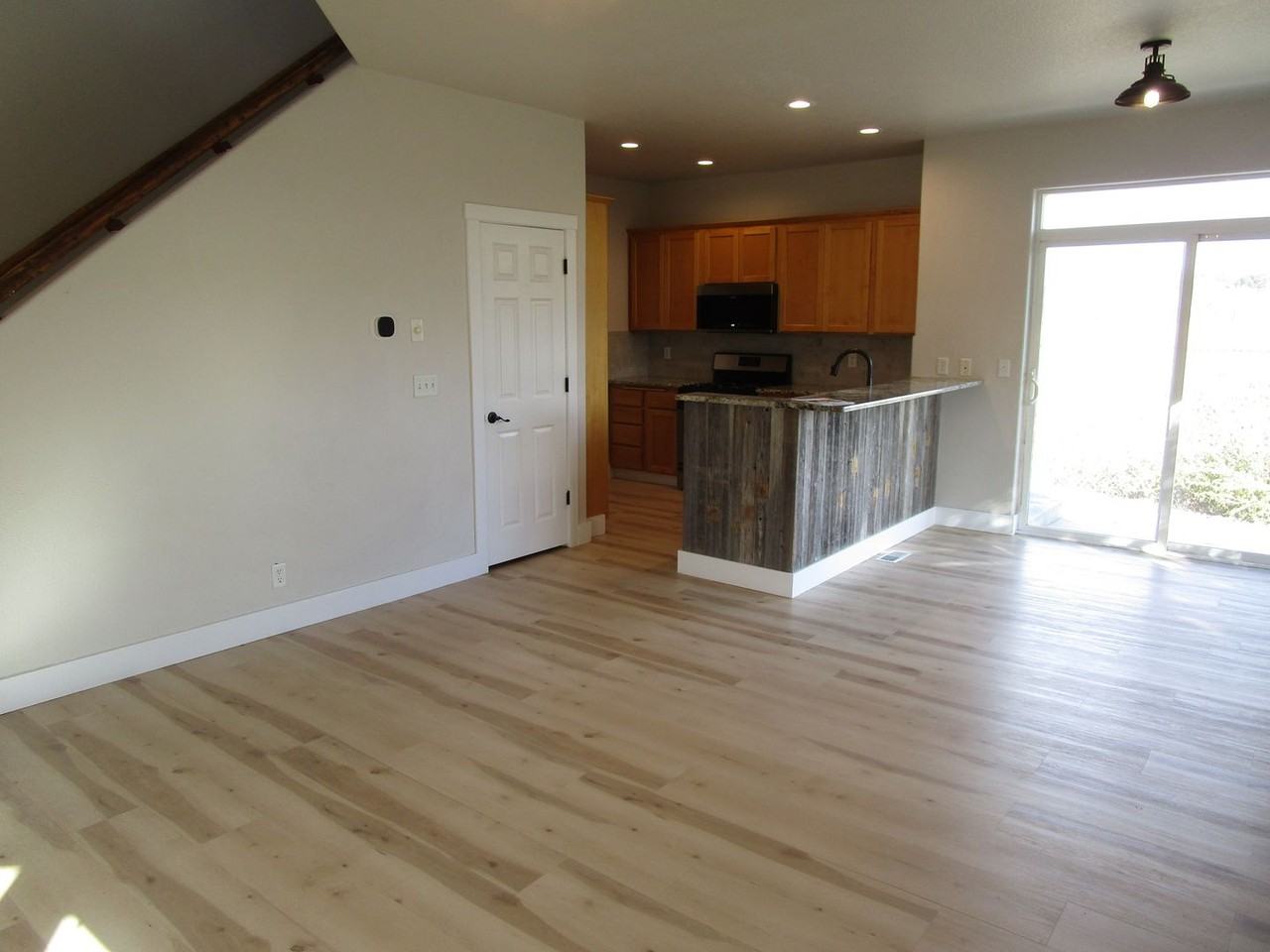 1271 Nw Teal Loop - Photo 3 of 22
