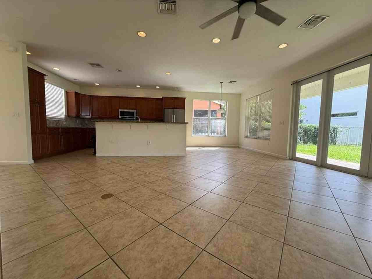 2793 Shaughnessy Drive - Photo 4 of 17