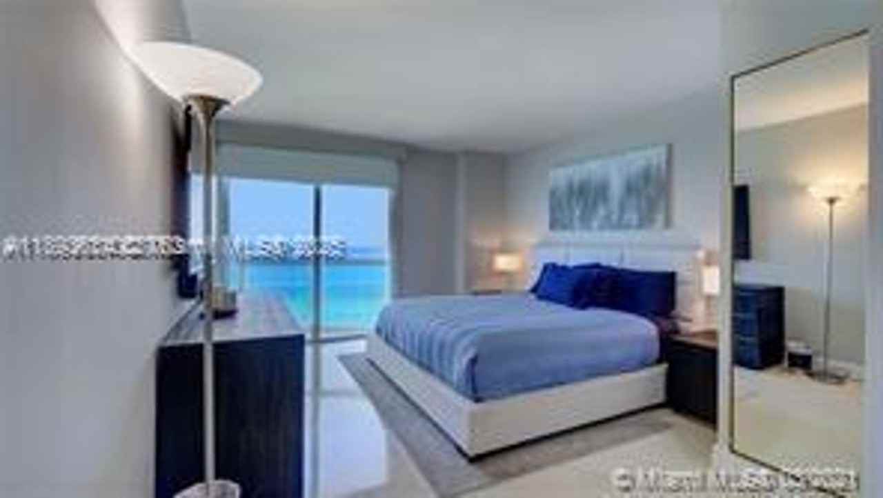 6365 6365 Collins Ave appt 3802 - Photo 4 of 21