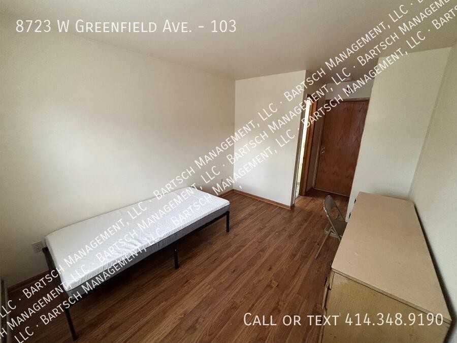 8723 West Greenfield Avenue #103 - Photo 5 of 7